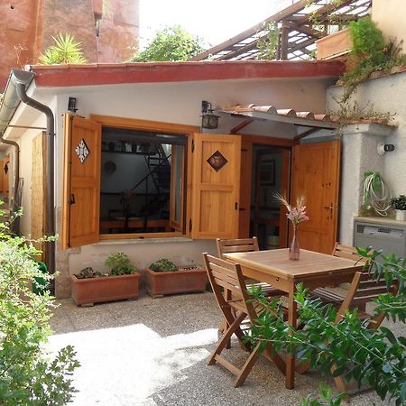 Colosseum Cottage Рим Экстерьер фото