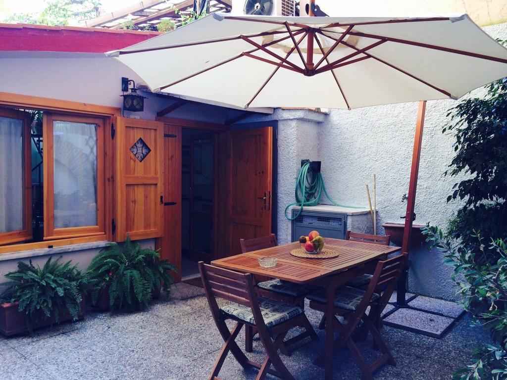 Colosseum Cottage Рим Экстерьер фото